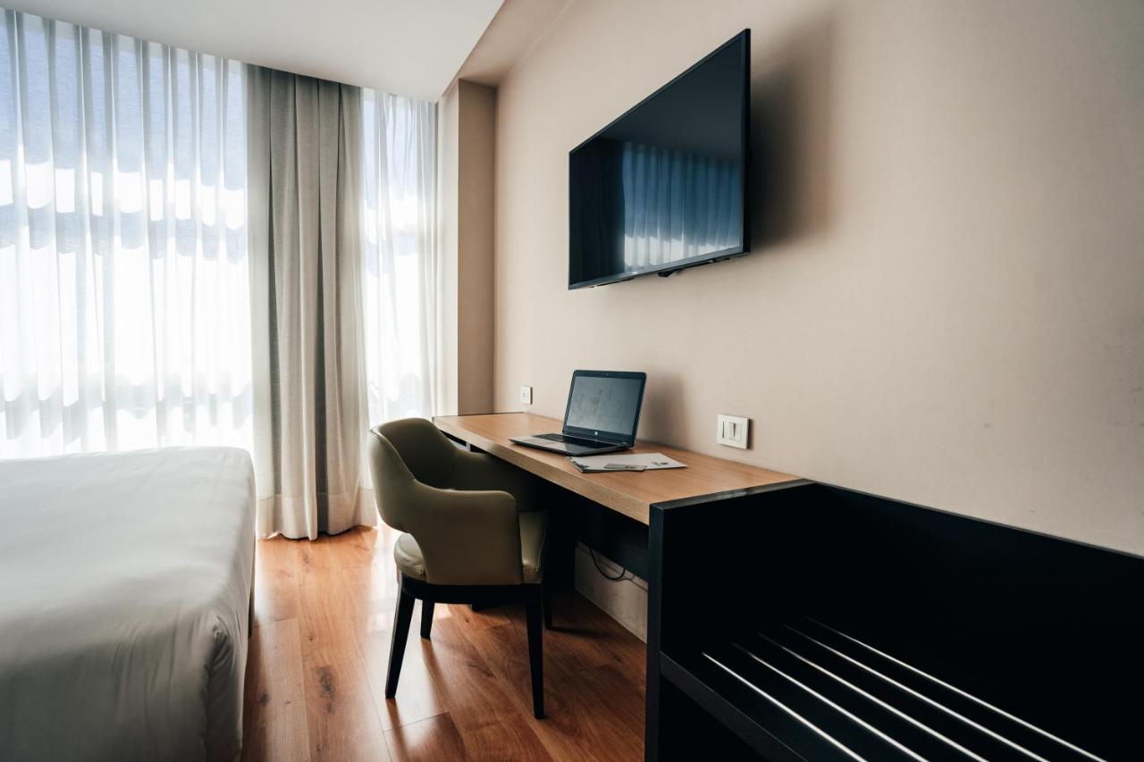 Palmaroga Hotel Asuncion, Tapestry Collection By Hilton ภายนอก รูปภาพ