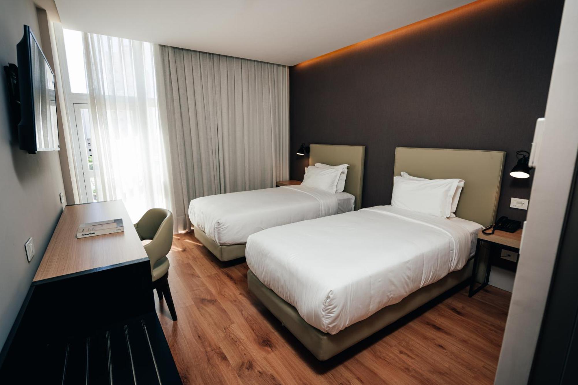 Palmaroga Hotel Asuncion, Tapestry Collection By Hilton ภายนอก รูปภาพ